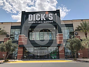 Dick`s Sporting Goods