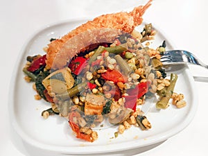 Dietary vegetable wheat pilaf with shrimp tempura