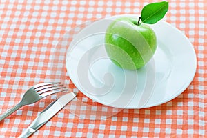 Dieting with green apple