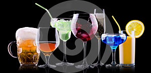 Different alcohol drinks set