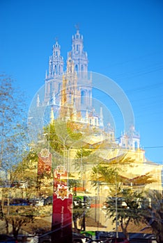 This is a different approach to the Parish church of Saint Peter in Carmona 24