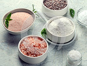 Different types of salt