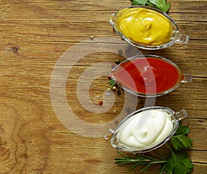 Different types of sauces in gravies