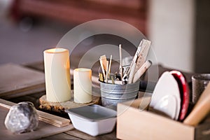 Diffrent stuff for ceramis` workshop on the table