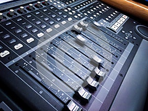 Digital Automated Sound Mixer