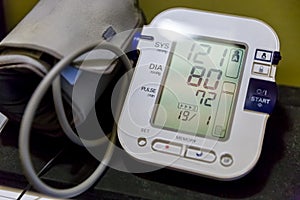 Digital blood pressure cardio pulse heart measuring device