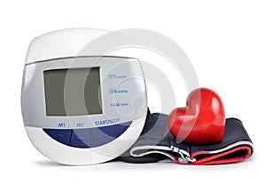 Digital blood pressure monitor with heart