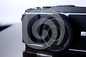 Digital mirrorless camera