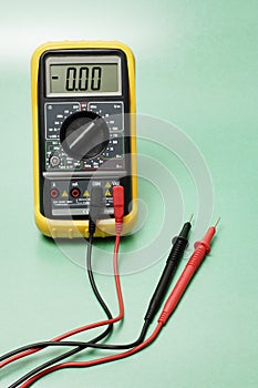 Digital multimeter