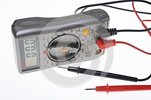 Digital multimeter
