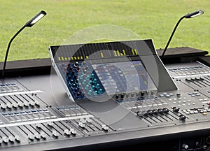 Digital sound mixer