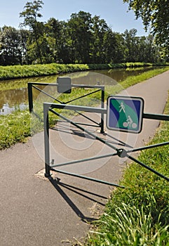 Digoin canal and Voies Verte cycle way. photo