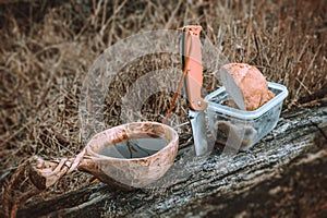 Dine outdoors while hiking