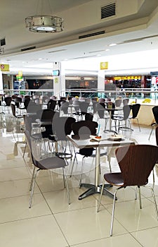 Dining place in shopping mall