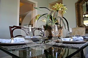 Dining room table