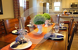 Dining Room Table Setting