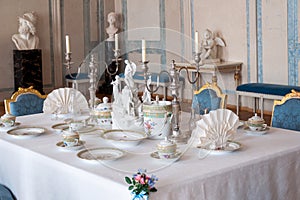 Dining table setting