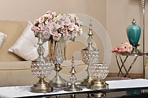 Dinner service  tableware  dishware dinnerware Living room