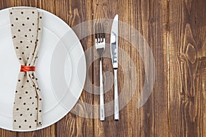 Dinner setting, Knife, fork, napkin and dinner plate