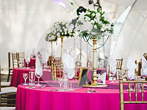 Dinner wedding table setting