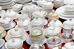 Dinnerware market