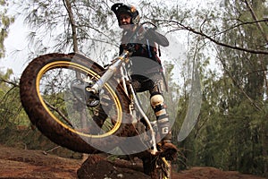 Dirt biking Trials