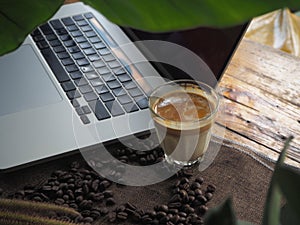 Dirty coffee cup  in cafe bar