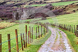 Dirty road to Clifden Castle