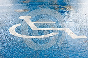 Disabled blue parking sign