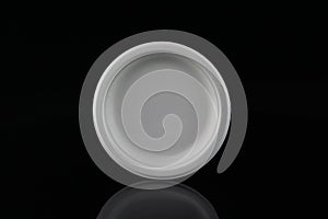 Disaposable biodegradable disposable round plate photo