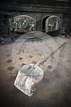 Discarded rusty shovel