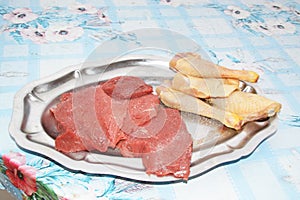 A dish with believed meat, to cook with the barbecue