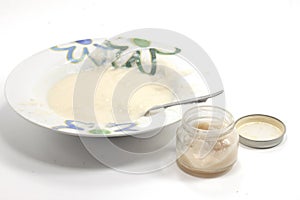 Dish and container of homogenised food for food