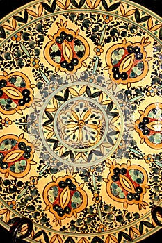 Dish with east decorative pattern