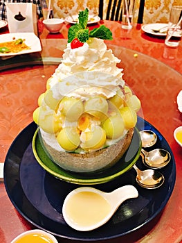 A dish of melon bingsu.
