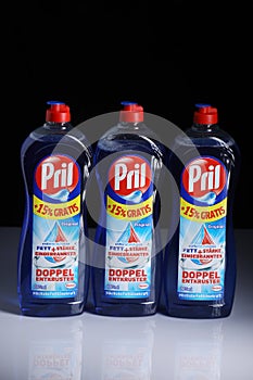 Dishwasher detergent, Pril