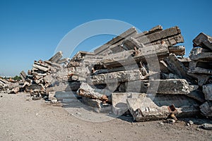 Dismantled concrete structures