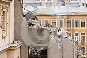 Dismantling of the old house