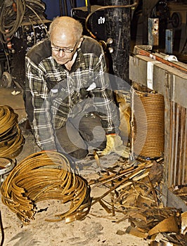 Dismantling transformer