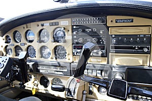 Displays and controls in the airplane cabin