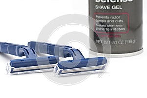 Disposable Blue Razors with Shave Gel