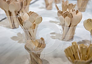 Disposable wooden spoons and forks for fast food