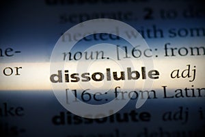 Dissoluble