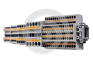 distribution terminals with push-in technology isolated