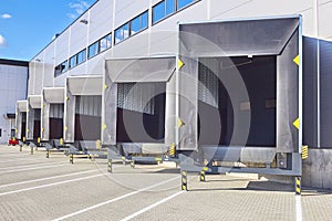 Distribution Warehouse