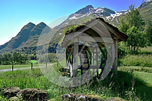Disused water wheel for power generation
