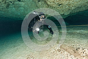 Divers underwater caves diving Florida Jackson Blue cave USA