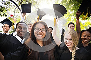 Diversidad estudiantes éxito fiesta 