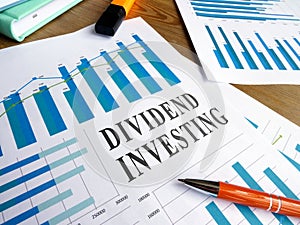 Dividend investing business report with lot of charts.