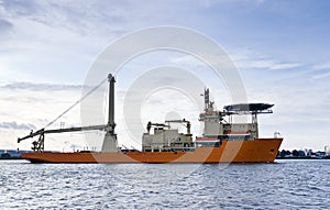 Diving support vessel